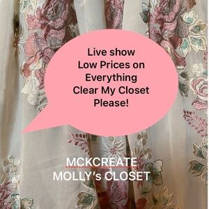 Like to be notified when I’m live! Flyer for Molly